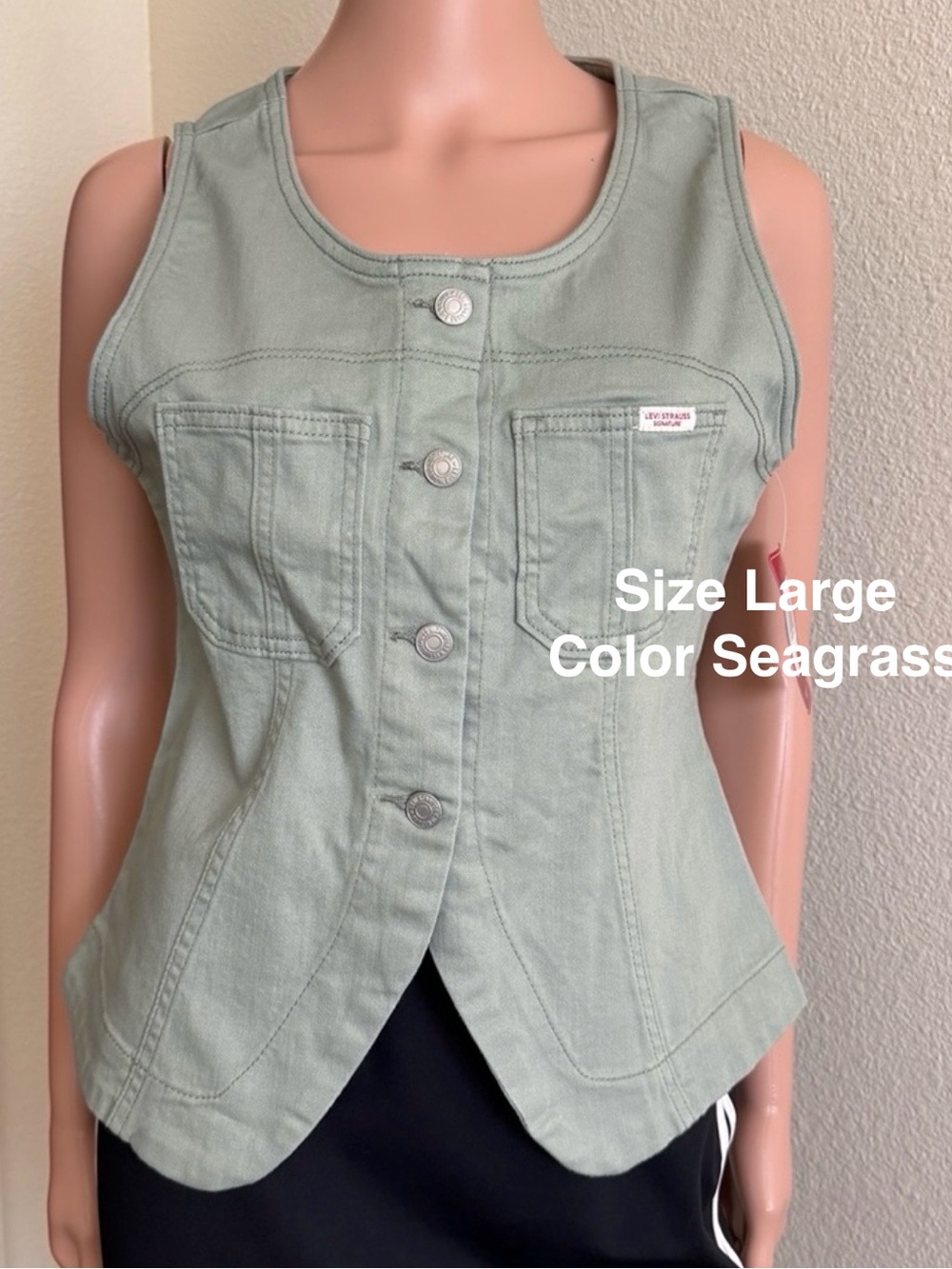 Levi Strauss Signature Women's Vintage Summer Vest, Size Large